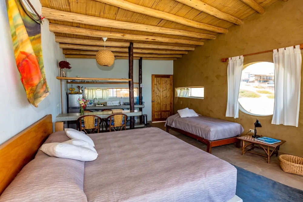 Pirámide Títi, Boutique Hotel