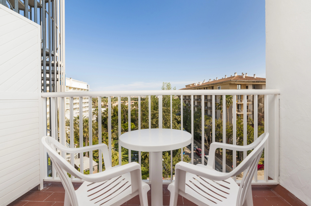 Отель Globales Condes de Alcudia