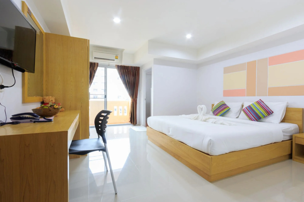 Jr Mansion On Nut Soi 25
