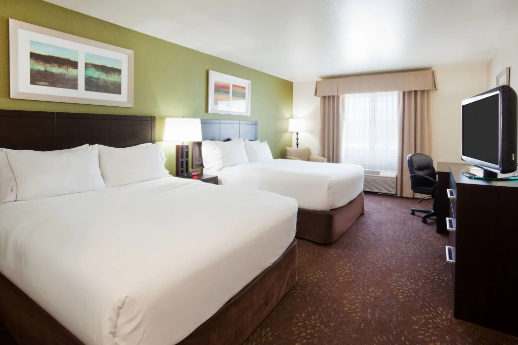Holiday Inn Express & Suites Aberdeen by IHG