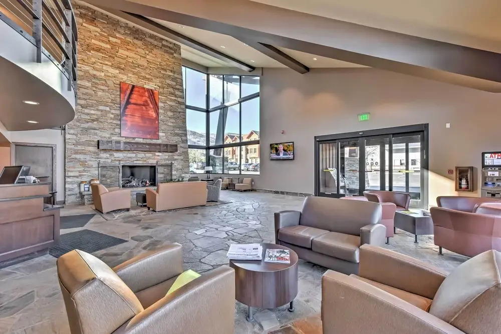 Ultimate Park City Studio w/ Pool & Hot Tub!