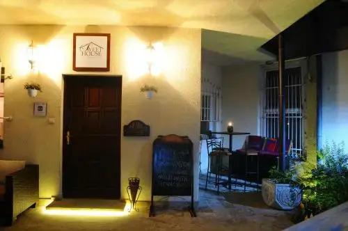 Sweet House Hostel
