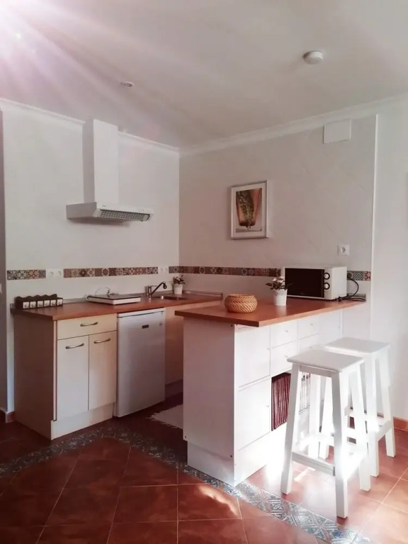 Bright Apartment With Bedroom, Living Room and Private Bathroom by the sea
