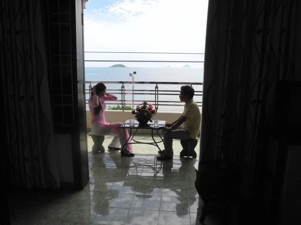 Nam Hong Hotel