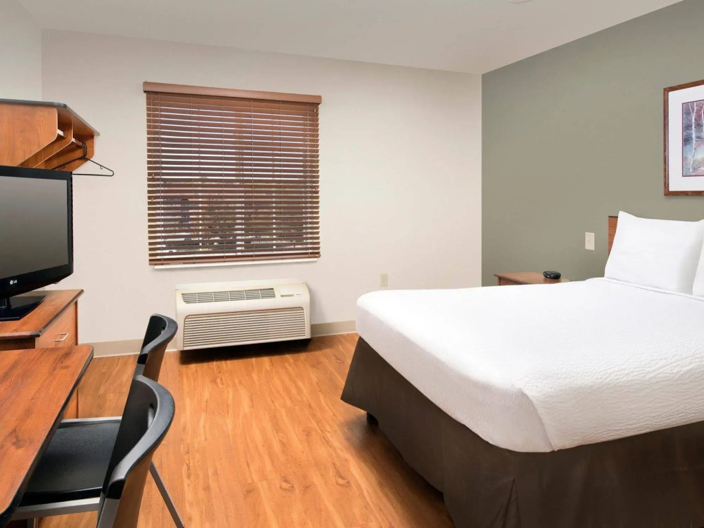 Extended Stay America Select Suites - Kansas City - South - I-49