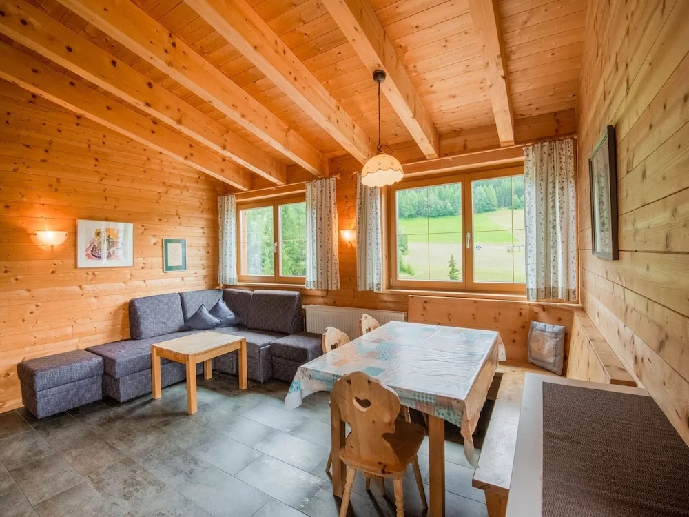 Cozy Apartment In Fendels Near Ski Area