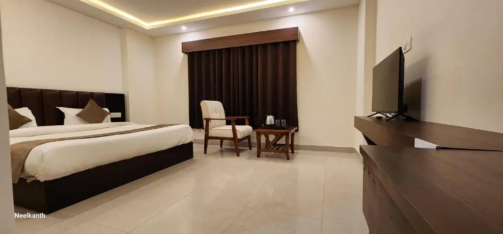 Neelkanth Hotel