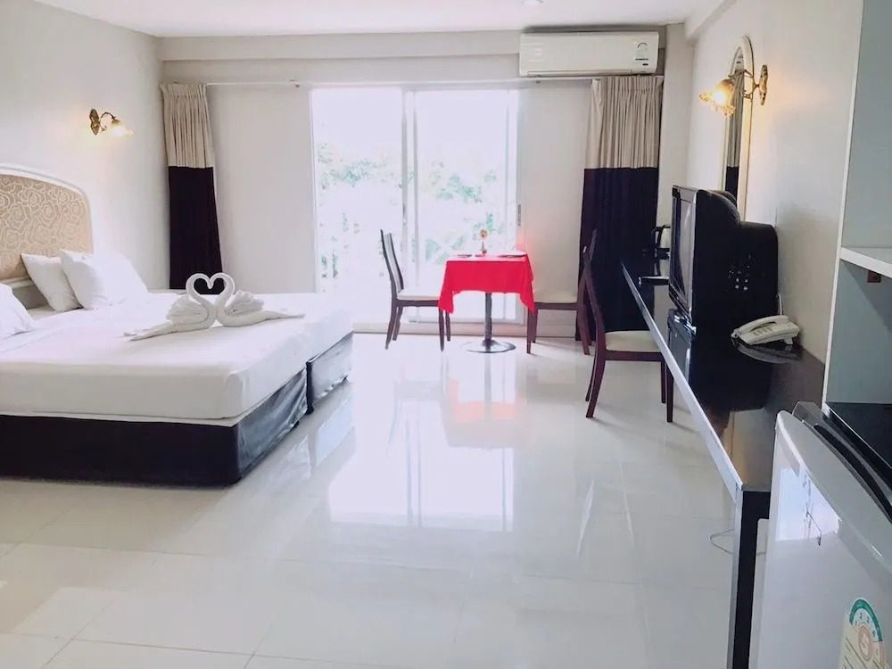James Mandarin Khaoyai