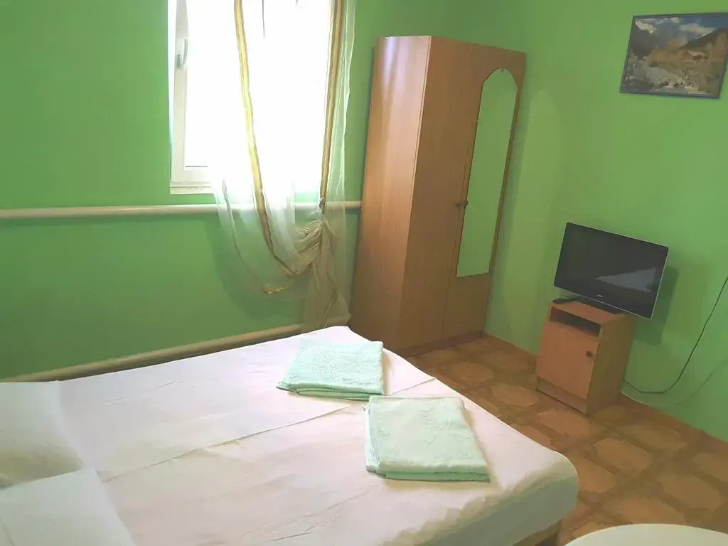 Guest House on Pravoslavnaya 20 B