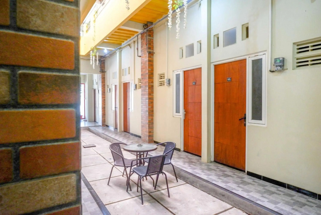 RedDoorz near Bandara Ahmad Yani Semarang