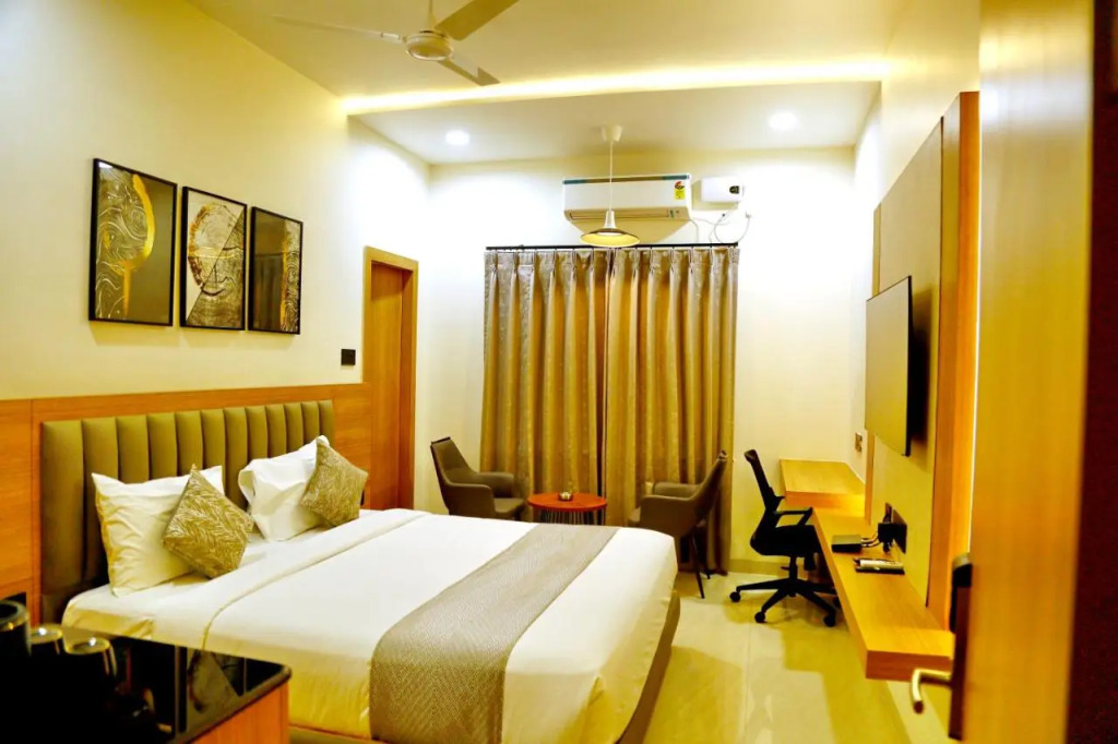 Oak Business Hotel