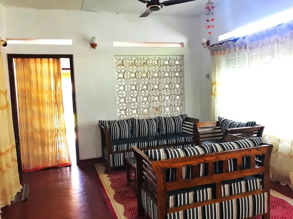 Mango Tree House