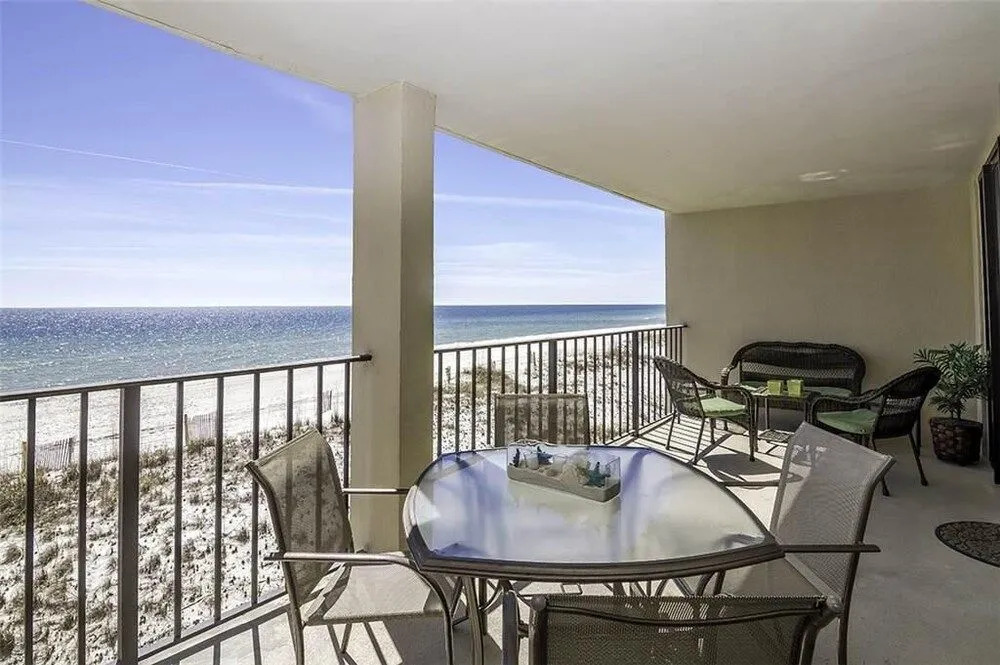 Wind Drift 208 - 2 Br condo by RedAwning