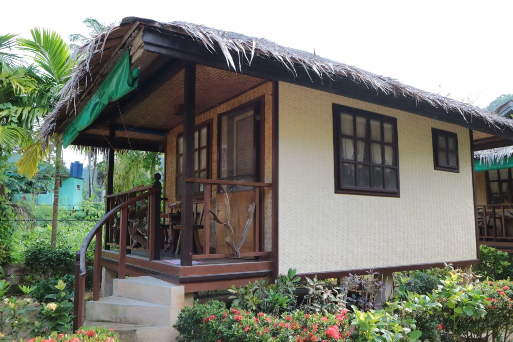El Nido Greenviews Beach Resort