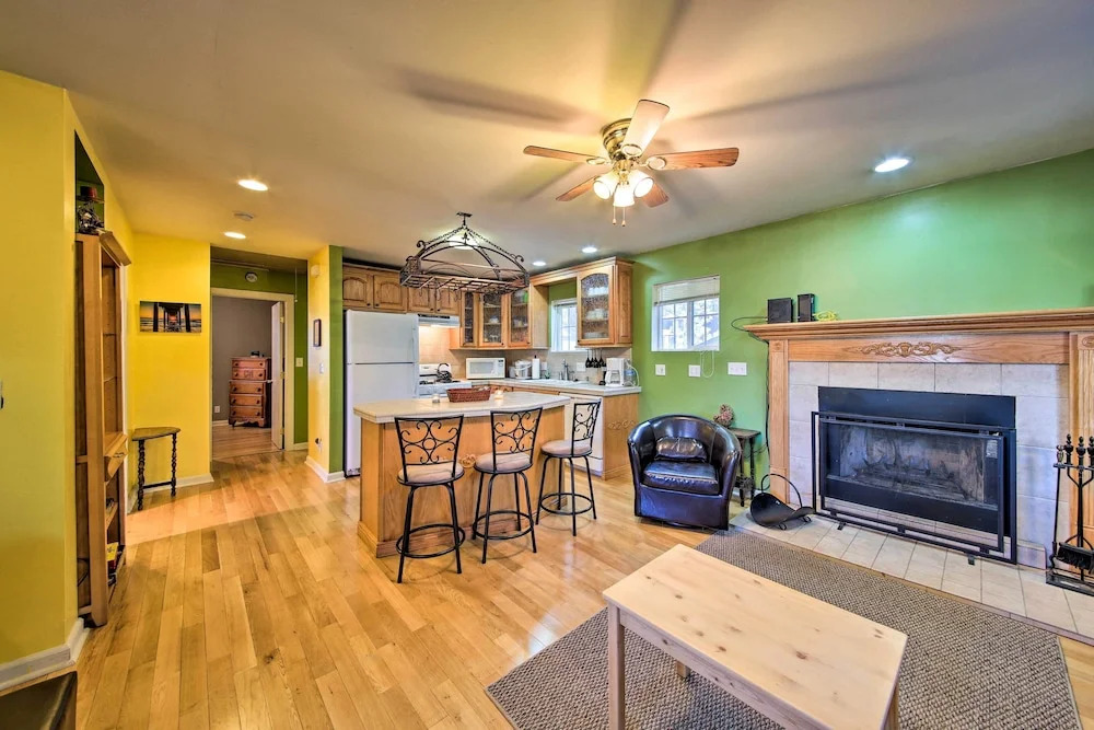 Cozy Home w/ Wood Fireplace: 4 Mi to Big Bear Lake