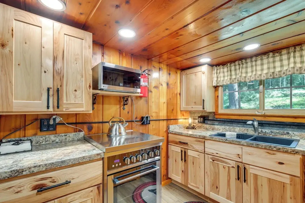 Cozy Wisconsin Getaway w/ Dock & Lake Access!