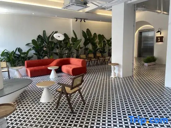Wojuju Suites (Nanmenwan Branch)