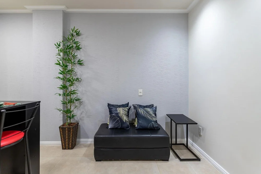 Refuge in Copacabana For 4 People Nsc401