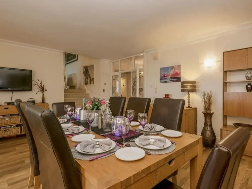 Villa Morea - 5 Bed