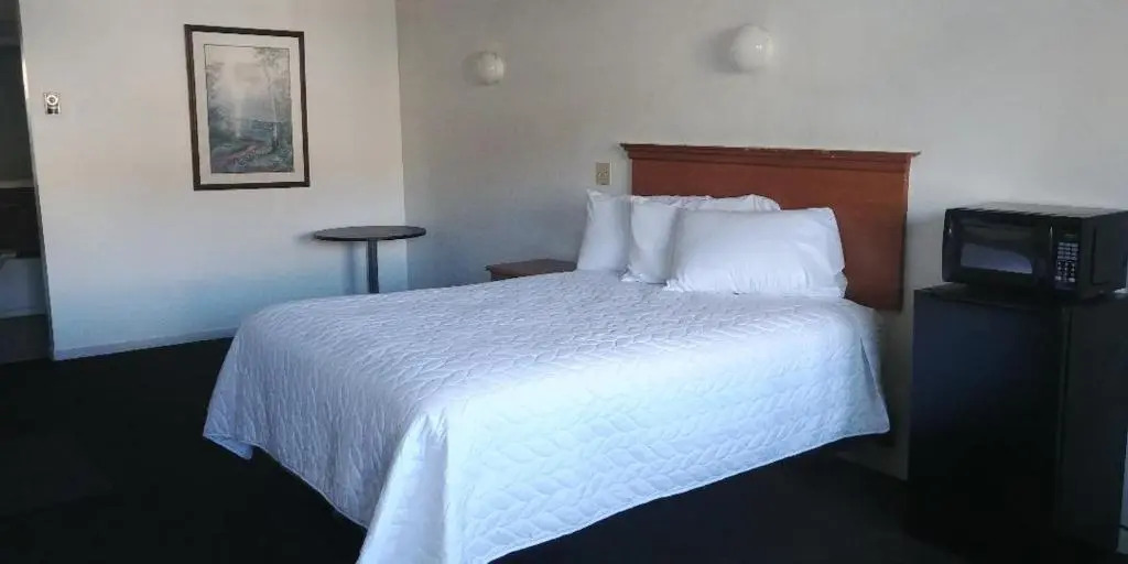 Thunderbird Motel