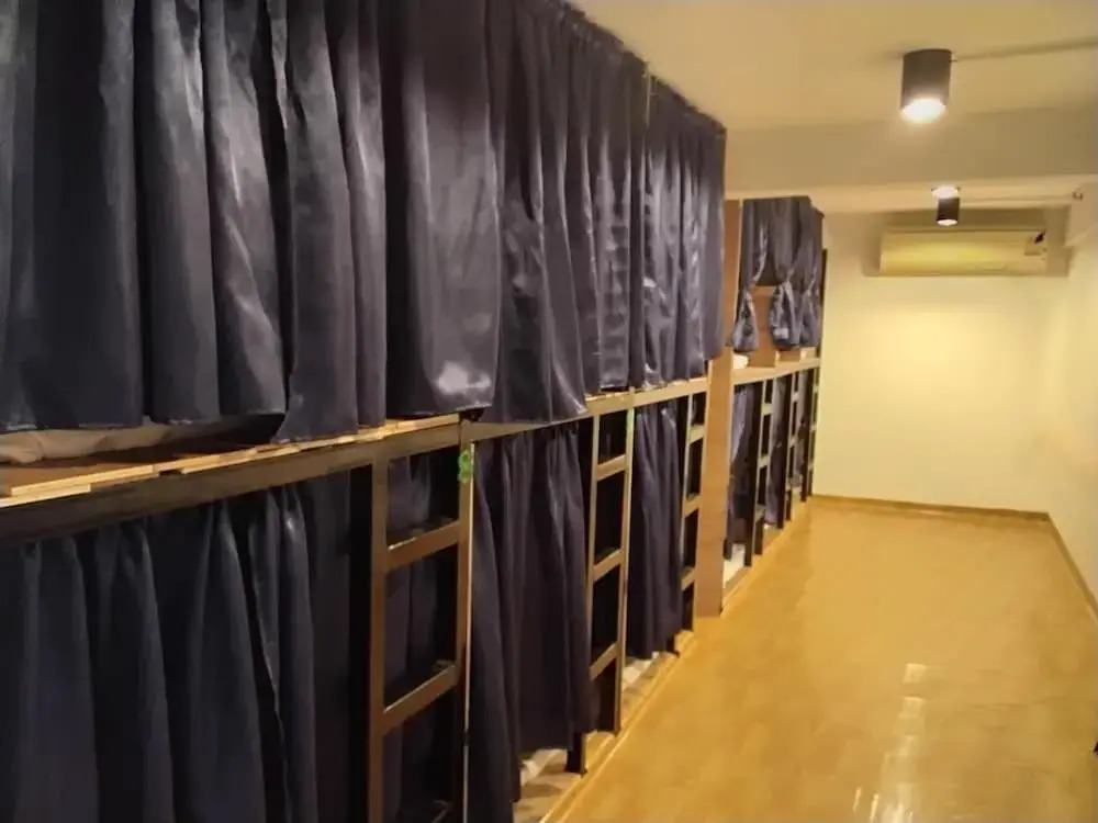 Hostel 24 Backpackers