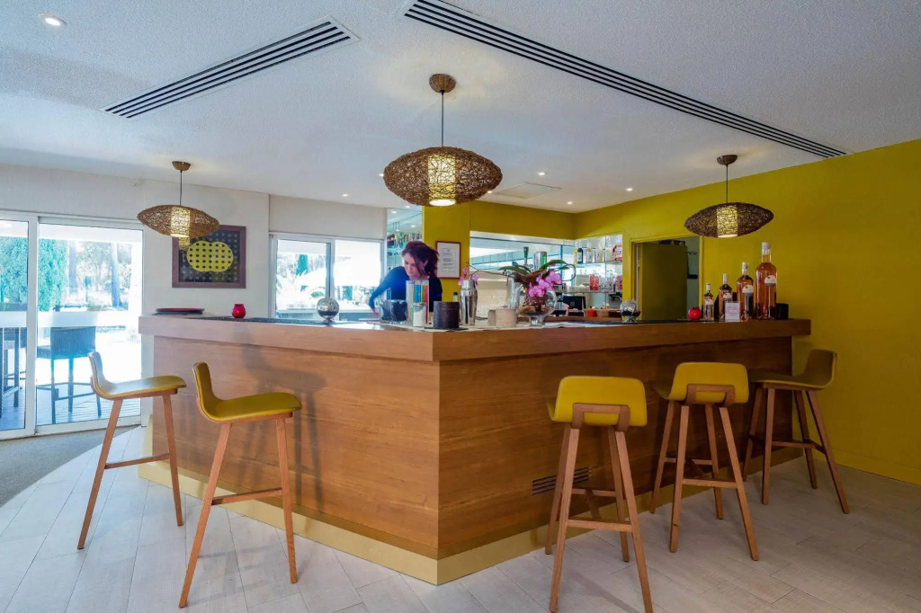 Garrigae Domaine de lEsterel - piscine & SPA Cinq Mondes