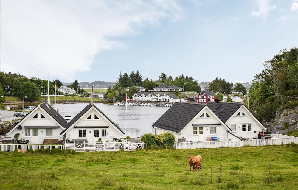 Gorgeous Home In Herdla With House Sea View