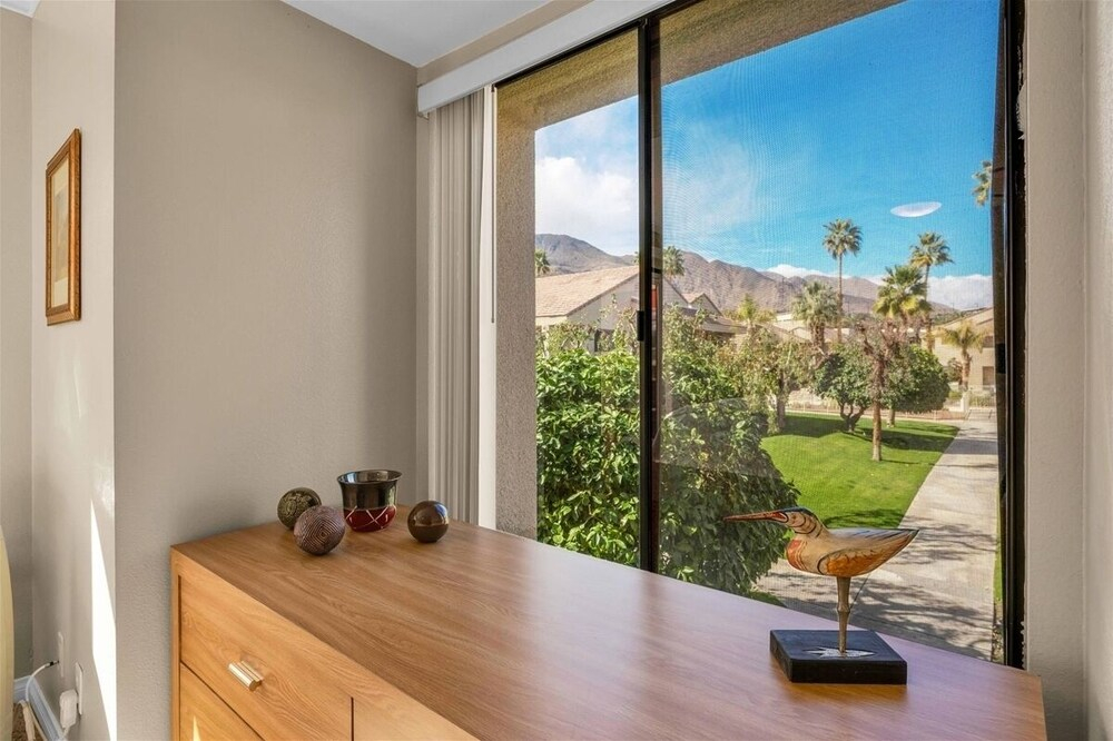 Plaza Villas 571