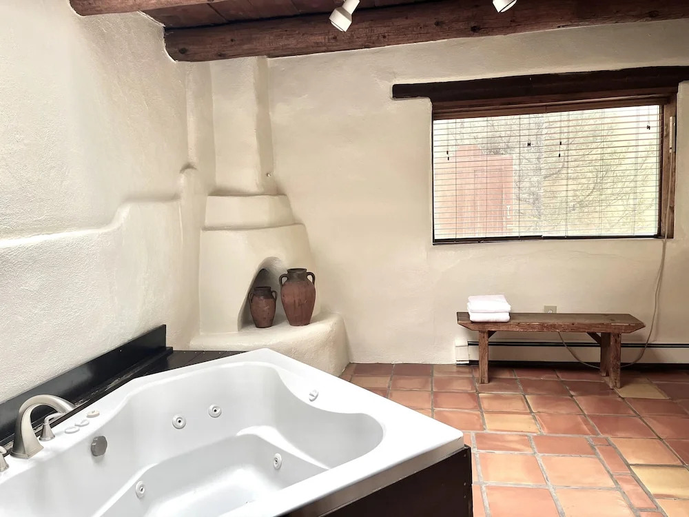 Hacienda Del Sol Historic B&B