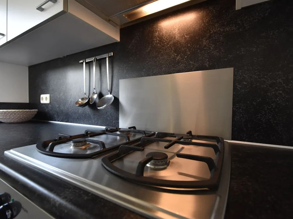 Modern Holiday Home With a Luxury Walk-in Shower and Enclosed Private Garden in Putten
