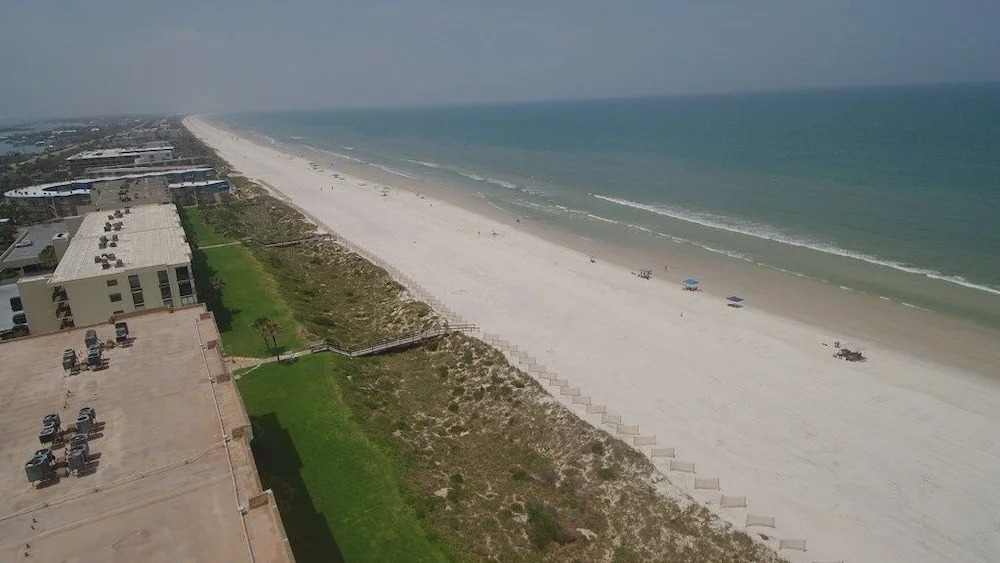 Sand Dollar 101 3 Bedroom Condo by RedAwning