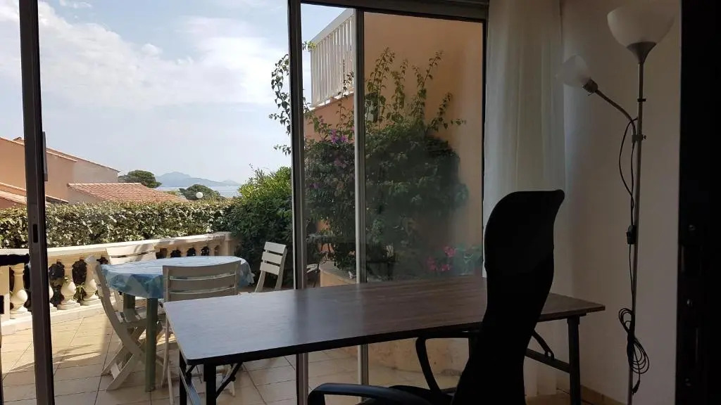 Logement calme proche mer, 4 personnes, St Aygulf