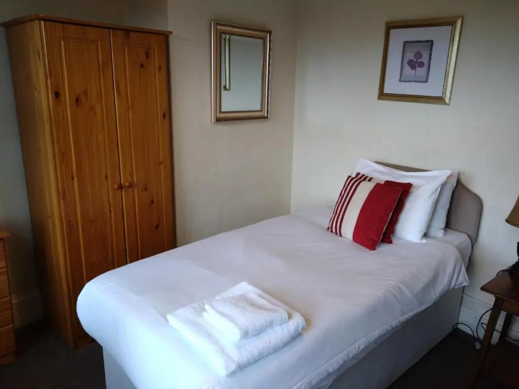 The Hillmorton Manor Hotel