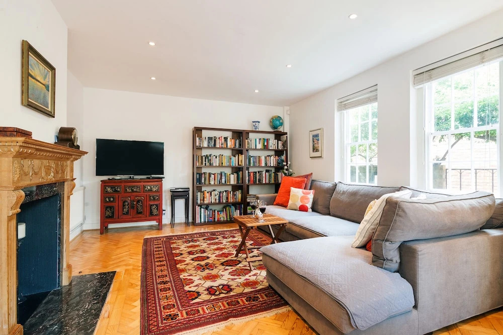 The Hampstead Village House - EB