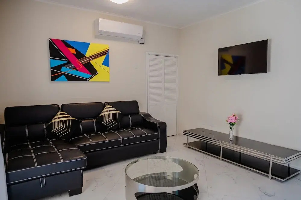 Adorable 1-bedroom-apartment 2 km From Eagle Beach
