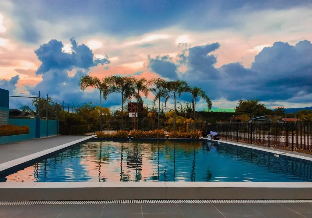 Gibzon's Invitation Suites near Mactan airport