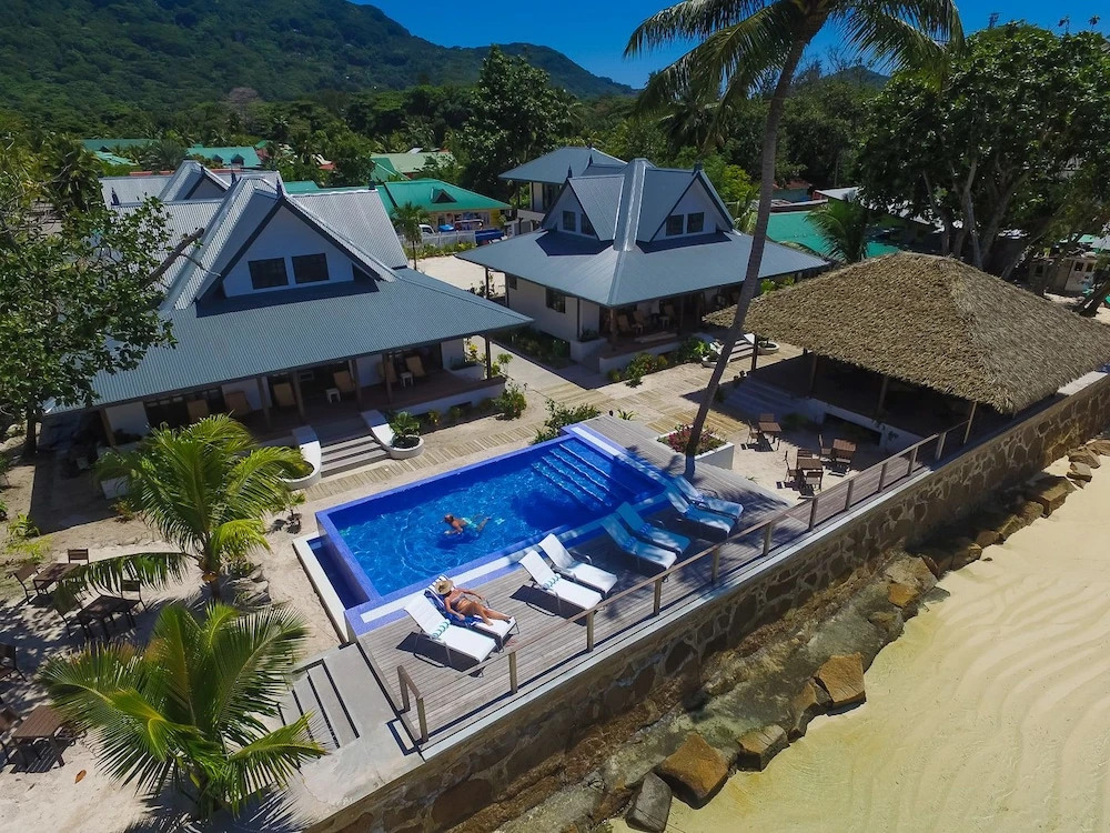 Le Nautique Waterfront Hotel La Digue
