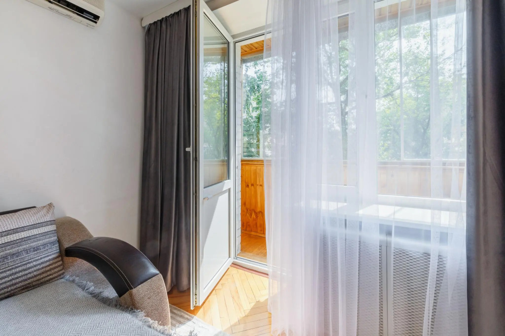 ApartLux  Комсомольский проспект 19