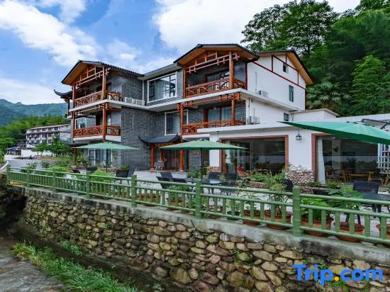 Zhulin Youju Hostel