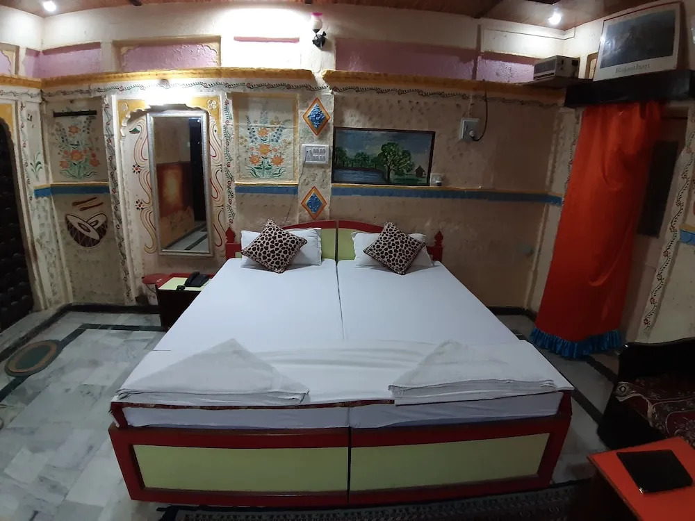 Vista Rooms at Old Royal Palace