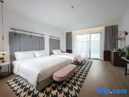 Yanguan Chaolezhicheng Shuishi Hotel