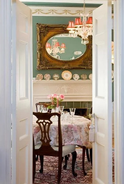 A B&B at The Edward Harris House Inn