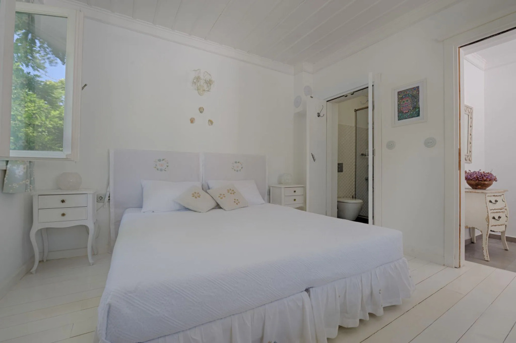 Amaranda Ada Evi - Adults Only