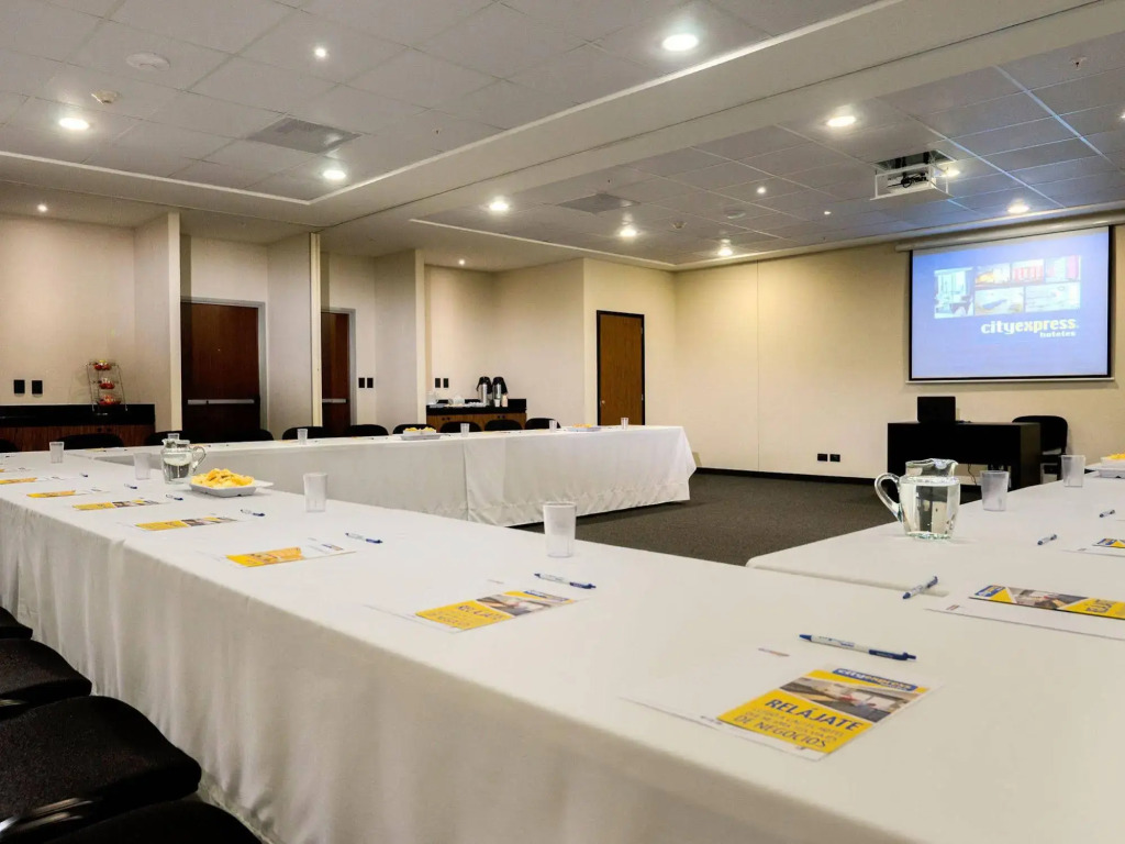 City Express Plus by Marriott Bogota Aeropuerto