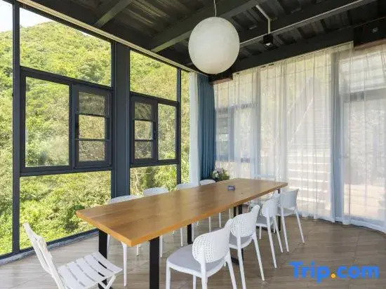Wenling yinxingyuan seaside home stay