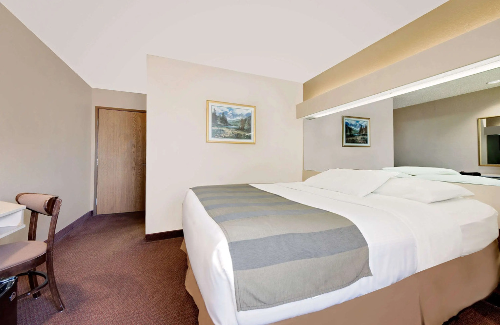 Microtel Inn & Suites by Wyndham Joplin