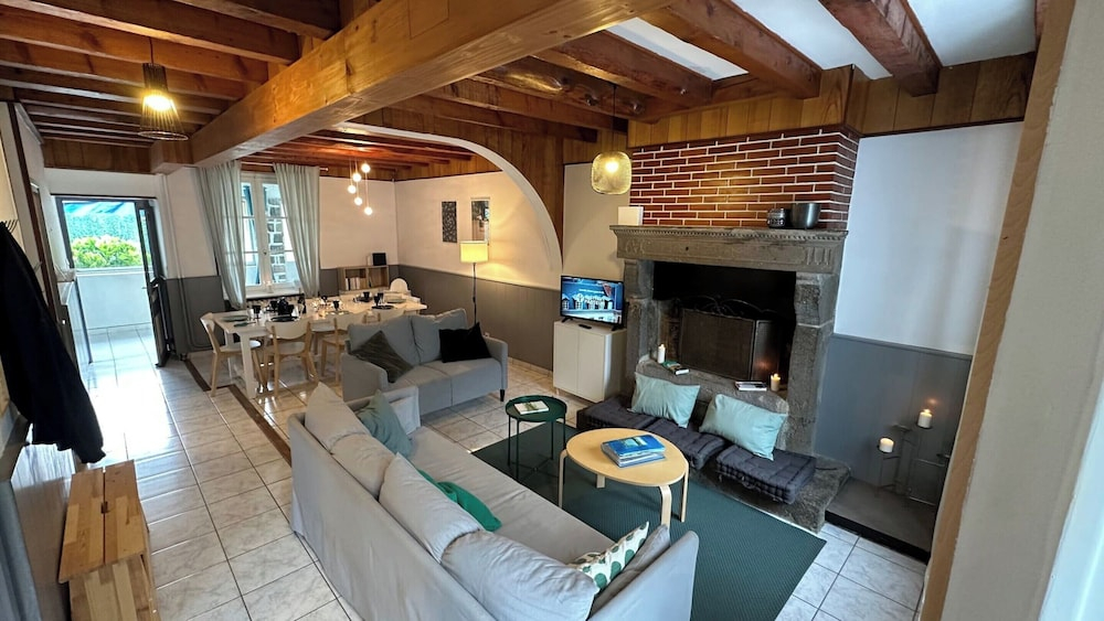 Centrally Located Villa in Mont-dore