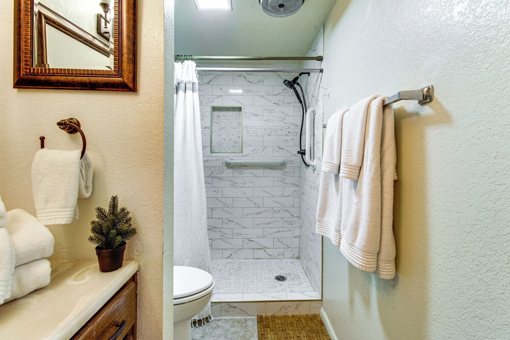 Explore the Nat'l Forest! Cozy Getaway in Pinetop