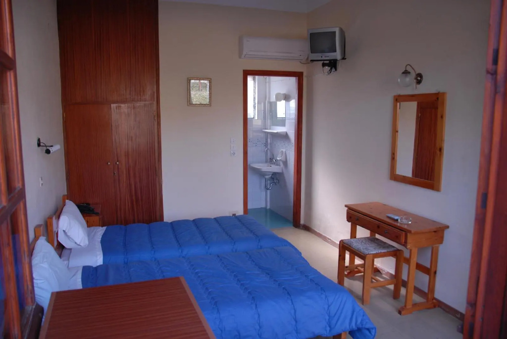 Avaton Hotel