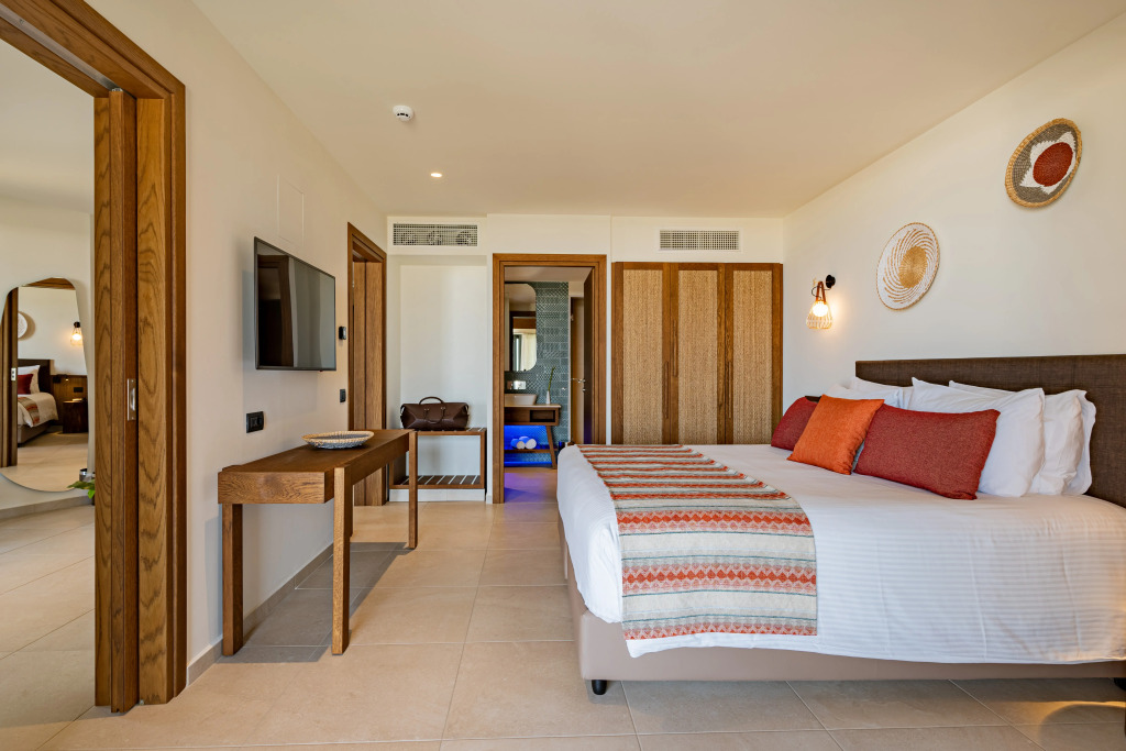 Minos Ambassador Suites & Spa
